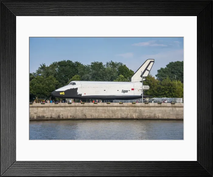 Framed Print : Buran space shuttle test vehicle in the Gorky Park on the Moscow River, Moscow, Russia, Europe Framed Print : Buran space shuttle test vehicle in the Gorky Park on the Moscow River, Moscow, Russia, Europe