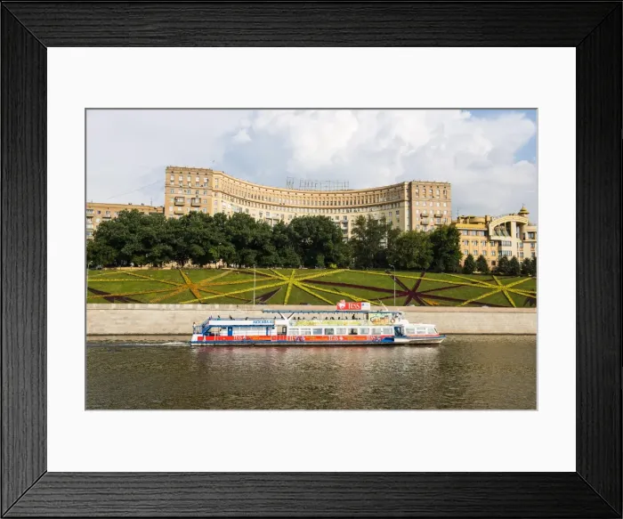 Framed Print : River cruise ship on the Moskva River (Moscow River), Moscow, Russia, Europe Framed Print : River cruise ship on the Moskva River (Moscow River), Moscow, Russia, Europe