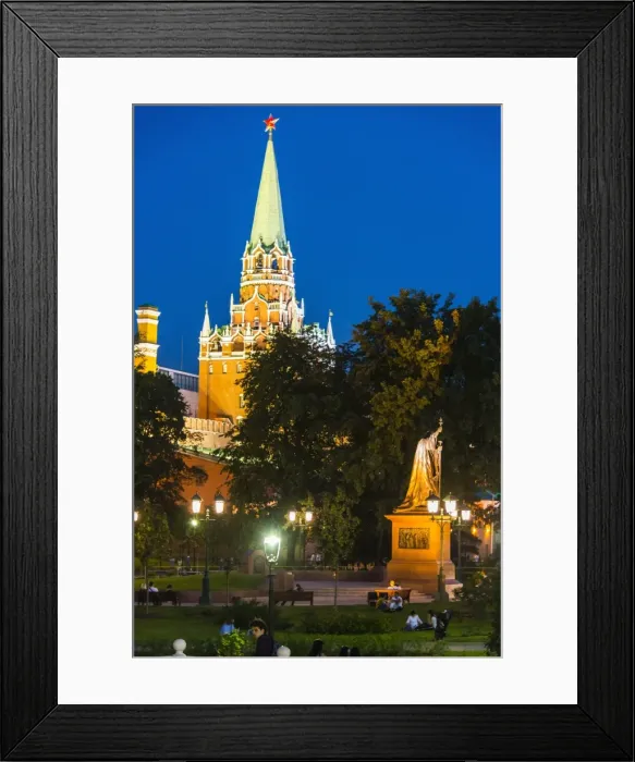 Framed Print : The Kremlin at Red Square, UNESCO World Heritage Site, Moscow, Russia, Europe Framed Print : The Kremlin at Red Square, UNESCO World Heritage Site, Moscow, Russia, Europe