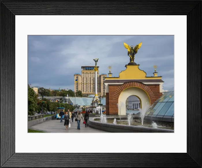 Framed Print : Maidan Nezalezhnosti, center of Kiev, Ukraine, Europe