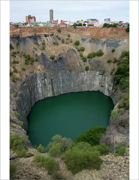 The Big Hole, part of Kimberley diamond mine which yielded 2722 kg of diamonds, Northern Cape, South Africa, Africa