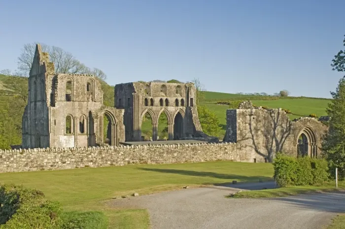 Framed Print : The 12th century Cistercian Dundrennan Abbey Framed Print : The 12th century Cistercian Dundrennan Abbey