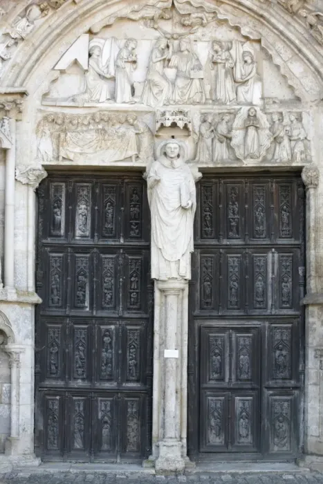 Framed Print : The 12th century entrance to Saint Thibault church, Saint-Thibault-en-Auxois Framed Print : The 12th century entrance to Saint Thibault church, Saint-Thibault-en-Auxois