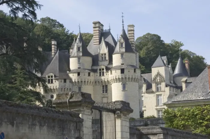 Framed Print : The 15th century Chateau d Usse, supposedly the inspiration for Charles Perrraults Sleeping Beauty, Indre-et-Loire, Loire Valley Framed Print : The 15th century Chateau d Usse, supposedly the inspiration for Charles Perrraults Sleeping Beauty, Indre-et-Loire, Loire Valley