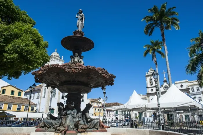 Framed Print : 16 do novembro Square in the Pelourinho, UNESCO World Heritage Site, Salvador da Bahia, Bahia, Brazil, South America Framed Print : 16 do novembro Square in the Pelourinho, UNESCO World Heritage Site, Salvador da Bahia, Bahia, Brazil, South America