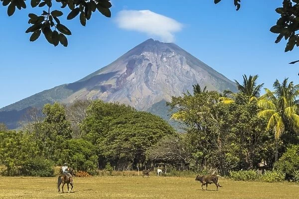 The 1610m active Volcan Concepcion, greater of two volcanoes that form popular Omotepe Island (Isla Omotepe), Lake Nicaragua, Nicaragua, Central America