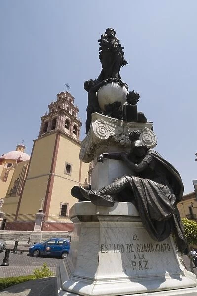 The 17th century Basilica de Nuestra Senora de Guanajuato in Guanajuato
