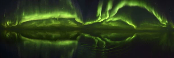 180 degree panorama of the Northen Lights (Aurora Borealis) over the ocean