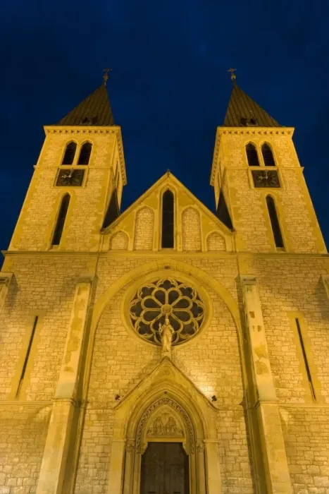 Framed Print : The 19th century Catholic cathedral illuminated at dusk, Bascarsija district Framed Print : The 19th century Catholic cathedral illuminated at dusk, Bascarsija district