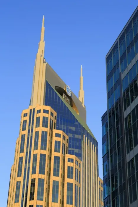 Framed Print : 333 Commerce Tower, Nashville, Tennessee, United States of America, North America Framed Print : 333 Commerce Tower, Nashville, Tennessee, United States of America, North America