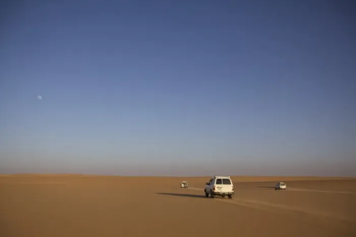 Framed Print : Three 4x4 vehicles in the Fezzan desert, Libya, North Africa, Africa Framed Print : Three 4x4 vehicles in the Fezzan desert, Libya, North Africa, Africa