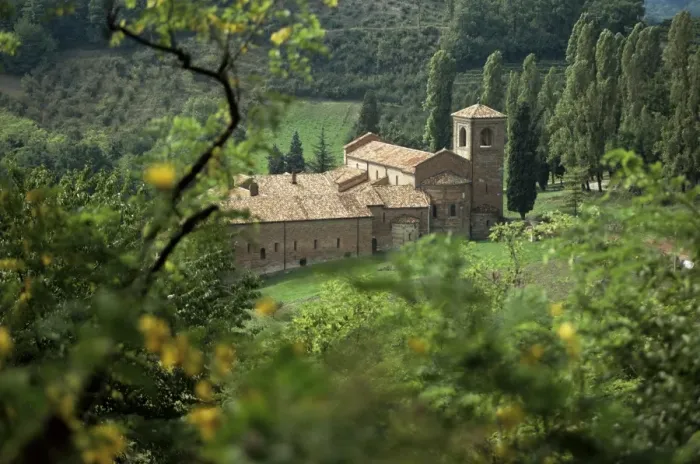 Framed Print : Abbazia di Vezzolano Framed Print : Abbazia di Vezzolano