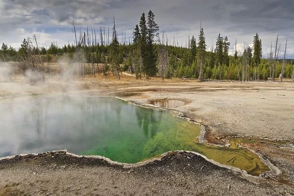 Abyss Pool, one of Yellowstones deepest, West Thumb Geyser Basin, Yellowstone National Park, UNESCO World Heritage Site, Wyoming, United States of America, North America