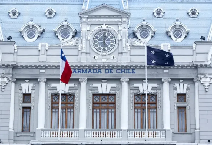 Framed Print : Aduana Nacional building, Plaza Sotomayor, Valparaiso, UNESCO World Heritage Site Framed Print : Aduana Nacional building, Plaza Sotomayor, Valparaiso, UNESCO World Heritage Site