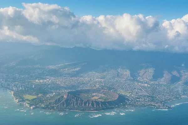 Aerial of the Diamond head and Oahu, Hawaii