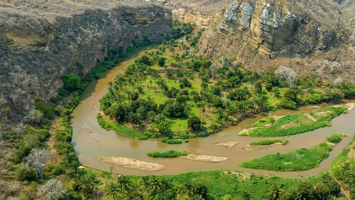 Framed Print : Aerial of the horseshoe bend of the Rio Cubal Canyon, Angola, Africa Framed Print : Aerial of the horseshoe bend of the Rio Cubal Canyon, Angola, Africa