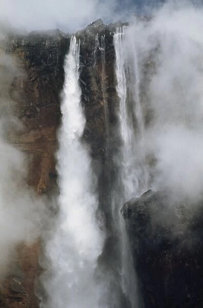 Aerial image of Angel Falls and Mount Auyantepui (Auyantepuy) (Devils Mountain)