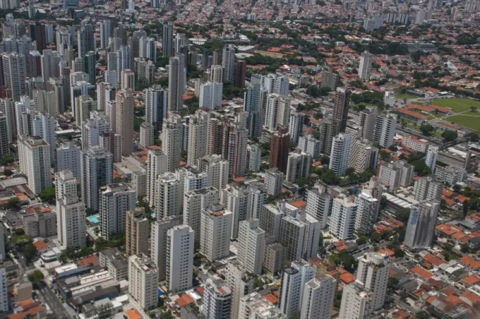 Framed Print : Aerial of Sao Paulo, Brazil, South America Framed Print : Aerial of Sao Paulo, Brazil, South America