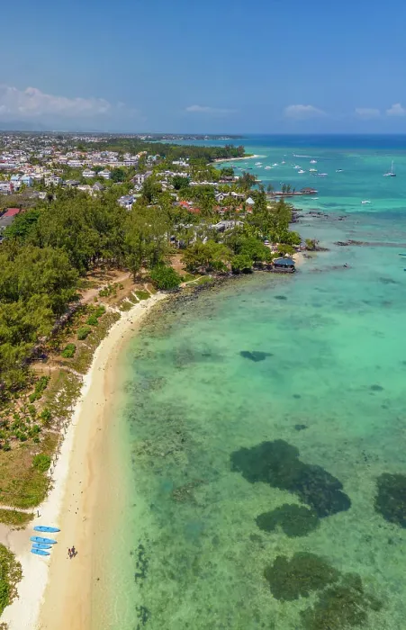 Framed Print : Aerial view of beach and turquoise water at Le Clos Choisy, Mauritius, Indian Ocean, Africa Framed Print : Aerial view of beach and turquoise water at Le Clos Choisy, Mauritius, Indian Ocean, Africa