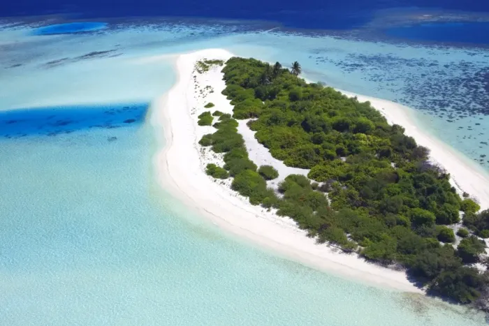 Framed Print : Aerial view of a desert island, Maldives, Indian Ocean, Asia Framed Print : Aerial view of a desert island, Maldives, Indian Ocean, Asia