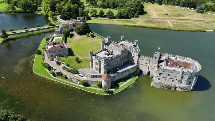 Framed Print : Aerial view of Leeds Castle and moat, southeast of Maidstone, Kent, England, United Kingdom, Europe Framed Print : Aerial view of Leeds Castle and moat, southeast of Maidstone, Kent, England, United Kingdom, Europe