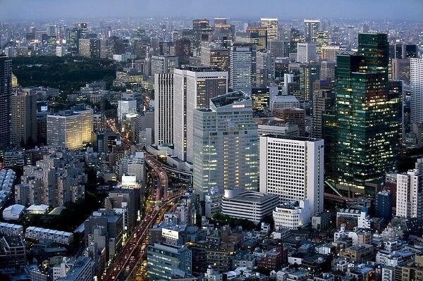 Aerial view of metropolitan Tokyo at dusk from atop the Mori Tower at Roppongi Hills