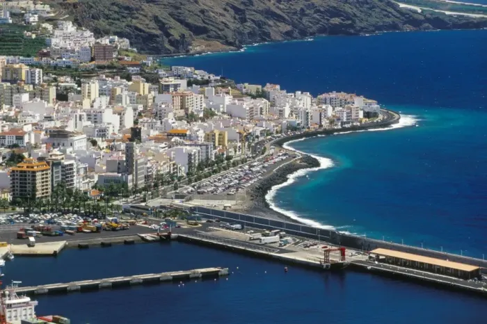 Framed Print : Aerial view of Santa Cruz de la Palma and harbour, Santa Cruz de la Palma Framed Print : Aerial view of Santa Cruz de la Palma and harbour, Santa Cruz de la Palma