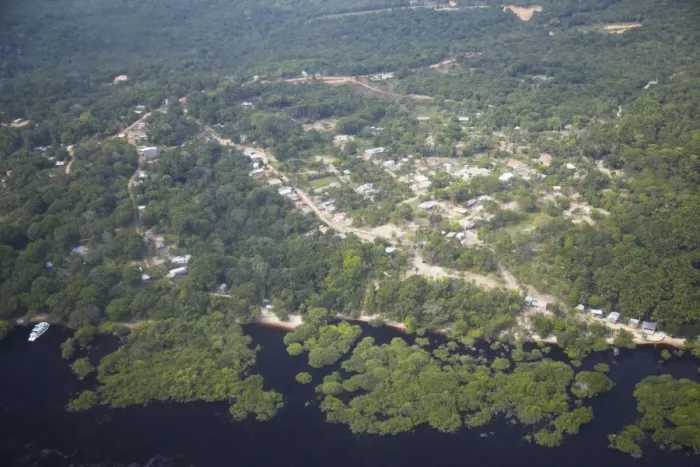 Framed Print : Aerial view of settlement in Amazon rainforest along the Rio Negro, Manaus, Amazonas, Brazil, South America Framed Print : Aerial view of settlement in Amazon rainforest along the Rio Negro, Manaus, Amazonas, Brazil, South America