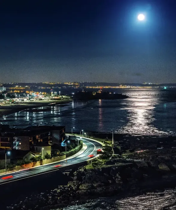 Framed Print : Aerial view of the super full moon over the Tagus River in Lisbon, Portugal, Europe Framed Print : Aerial view of the super full moon over the Tagus River in Lisbon, Portugal, Europe