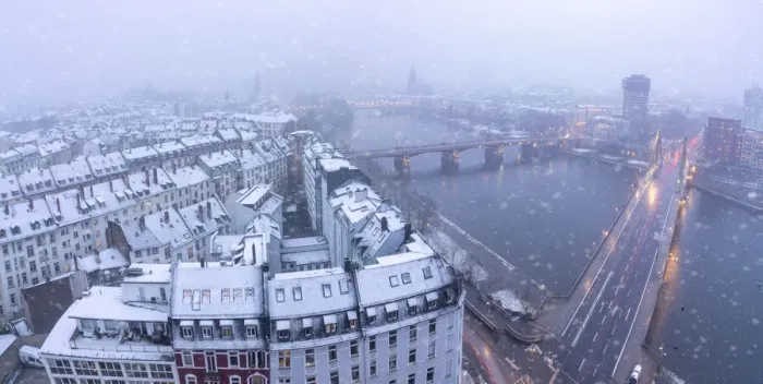 Framed Print : Aerial view of traditional houses and bridges along River Main during a snow storm in winter, Frankfurt, Hesse, Germany Europe Framed Print : Aerial view of traditional houses and bridges along River Main during a snow storm in winter, Frankfurt, Hesse, Germany Europe