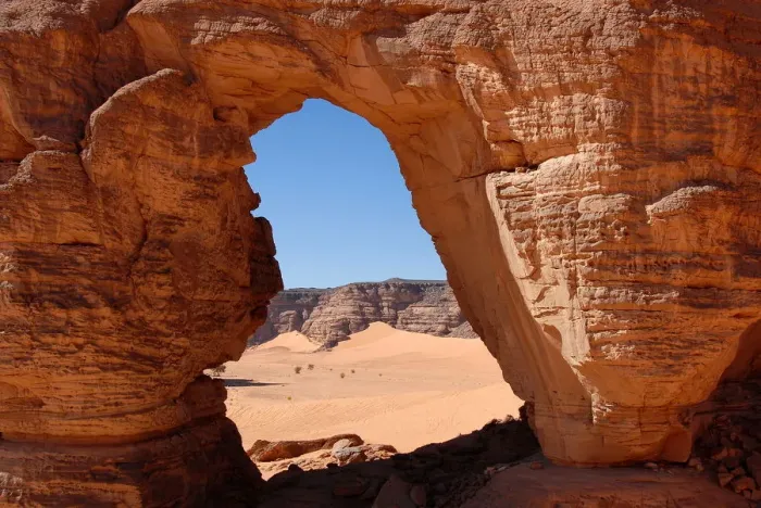 Framed Print : Afzejare arch in Akakus desert, Ghat, Akakus, Libya, North Africa, Africa Framed Print : Afzejare arch in Akakus desert, Ghat, Akakus, Libya, North Africa, Africa