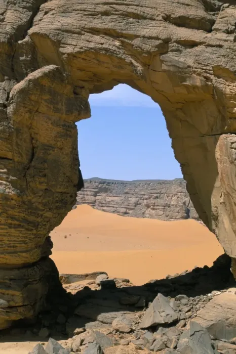 Framed Print : Afzgar Arch, Akakus, Sahara desert, Fezzan, Libya, North Africa, Africa Framed Print : Afzgar Arch, Akakus, Sahara desert, Fezzan, Libya, North Africa, Africa