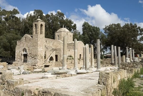 Agia Kyriaki (columns of early Christian Basilica) and the church of Panagia Chrysopolitissa, Paphos, UNESCO World Heritage Site, Cyprus, Europe