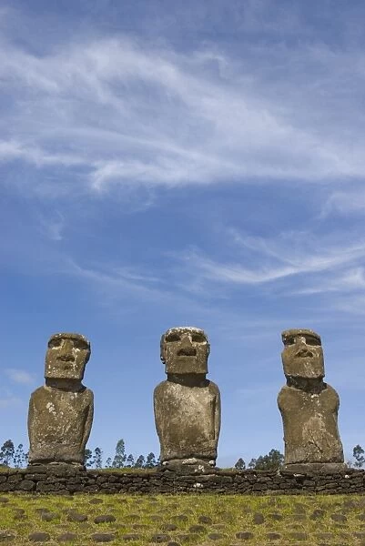 Ahu Akivi, Easter Island (Rapa Nui), UNESCO World Heritage Site, Chile, South America