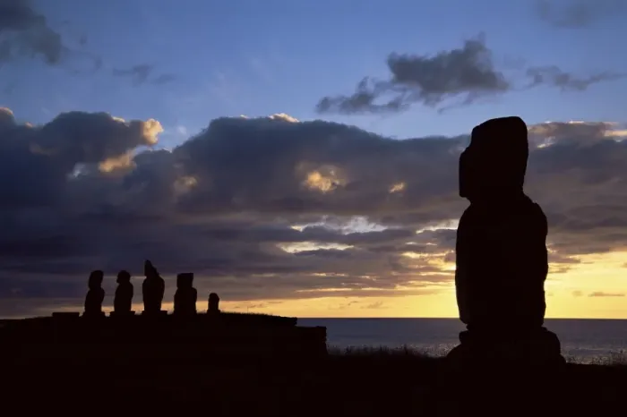 Framed Print : Ahu Tahai, Easter Island (Rapa Nui), Chile, South America Framed Print : Ahu Tahai, Easter Island (Rapa Nui), Chile, South America