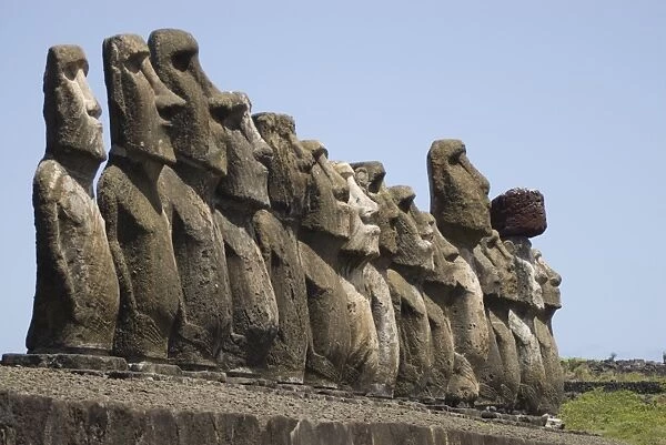 Ahu Tongariki, UNESCO World Heritage Site, Easter Island (Rapa Nui), Chile, South America