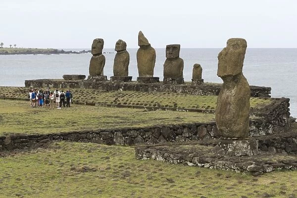 Ahu Vai Uri, Tahai Ceremonial Site, UNESCO World Heritage Site, Easter Island (Rapa Nui)