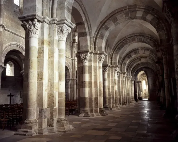 Framed Print : Aisle, Vezelay Basilica, UNESCO World Heritage Site, Bourgogne, France, Europe Framed Print : Aisle, Vezelay Basilica, UNESCO World Heritage Site, Bourgogne, France, Europe