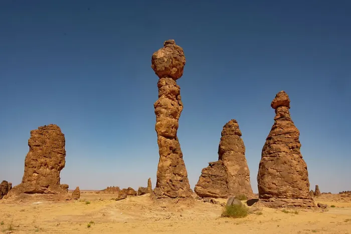 Framed Print : Al Gharameel, sandstone towers, near Al Ula, North West Saudi Arabia, Middle East