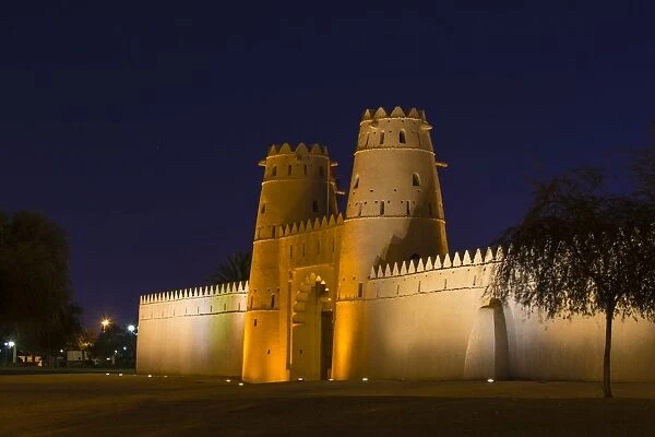 Al Jahili Fort at night, Al Ain, UNESCO World Heritage Site, Abu Dhabi, United Arab Emirates