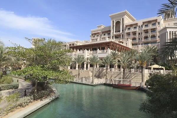 Al Qasr Hotel, part of the Madinat Jumeirah Hotel, Jumeirah Beach, Dubai