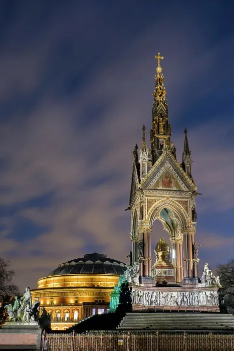 Framed Print : Albert Memorial and Albert Hall at dusk, Kensington, London, England, United Kingdom Framed Print : Albert Memorial and Albert Hall at dusk, Kensington, London, England, United Kingdom