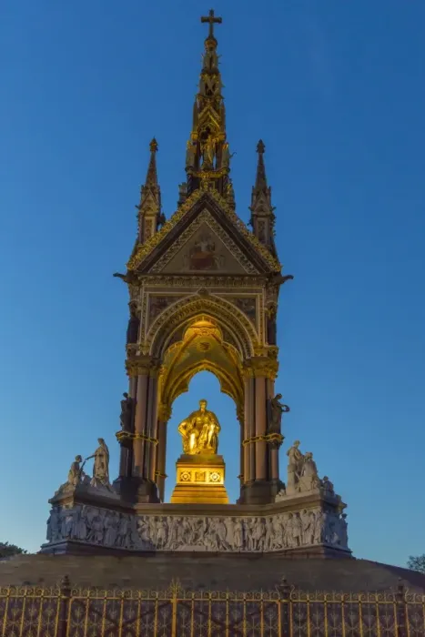 Framed Print : The Albert Memorial in Kensington Gardens at sundown, London, England, United Kingdom Framed Print : The Albert Memorial in Kensington Gardens at sundown, London, England, United Kingdom