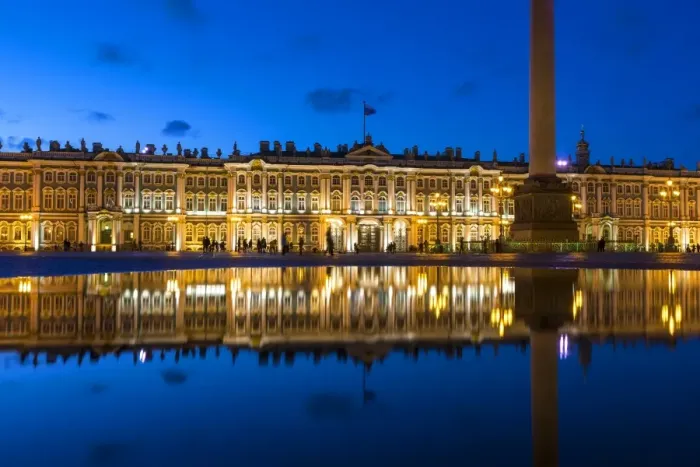 Framed Print : Alexander Column and the Hermitage, Winter Palace, Palace Square, UNESCO World Heritage Site, St Framed Print : Alexander Column and the Hermitage, Winter Palace, Palace Square, UNESCO World Heritage Site, St