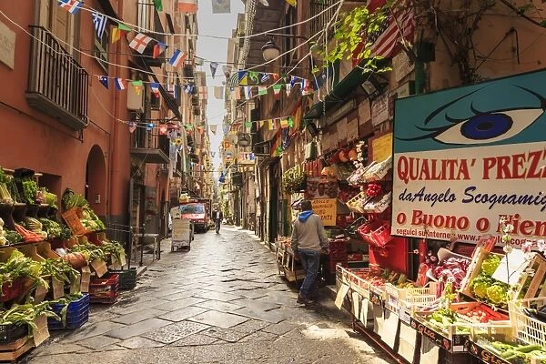 Alley in the densely populated Spanish Quarter (Quartieri Spagnoli), City of Naples