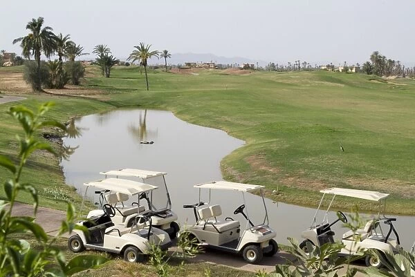 Almelkis Golf Course