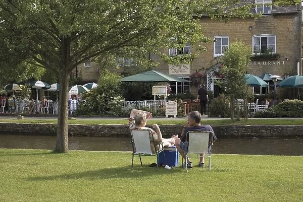 Alongside the River Windrush, Bourton on the Water, The Cotswolds, Gloucestershire
