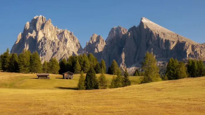 Framed Print : Alpe Di Siusi, Seiser Alm, South Tyrol, Dolomites, Italy, Europe Framed Print : Alpe Di Siusi, Seiser Alm, South Tyrol, Dolomites, Italy, Europe