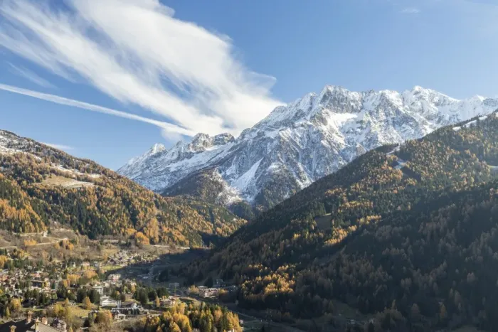 Framed Print : Alpine village of Ponte Di Legno during autumn, Brescia province, Valcamonica, Lombardy Framed Print : Alpine village of Ponte Di Legno during autumn, Brescia province, Valcamonica, Lombardy