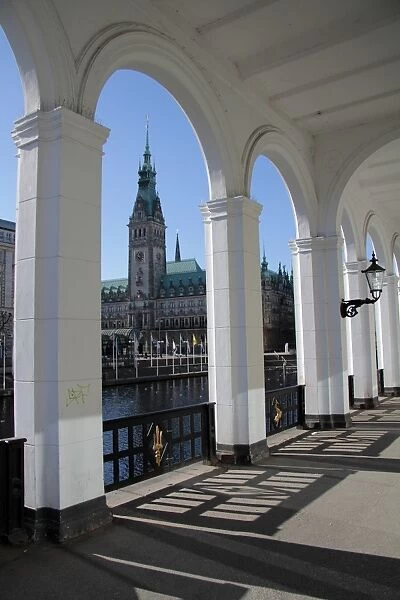 Alsterarkaden and City Hall, Hamburg, Germany, Europe